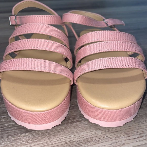 NWOT Twill Strappy Platform Sandals - Picture 3 of 6